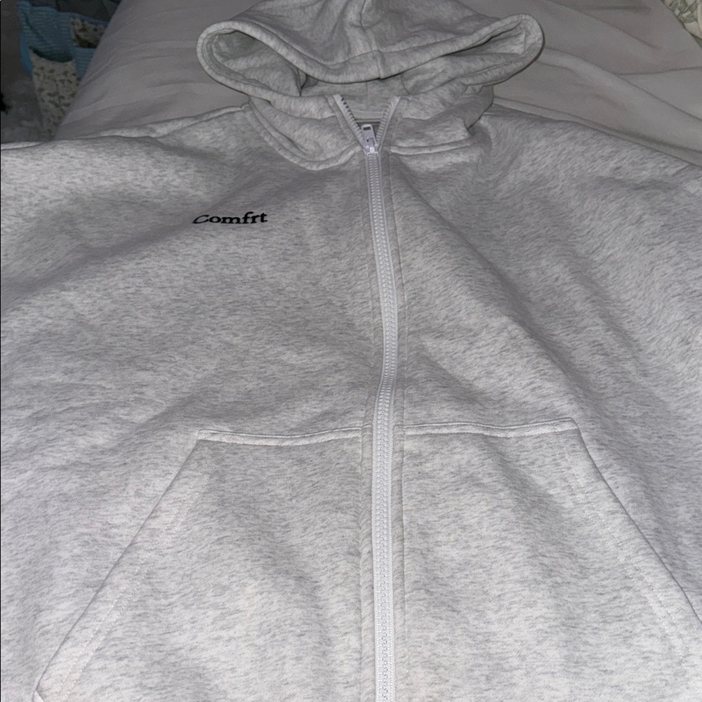 Gray Comfrt Zip-Up Hoodie